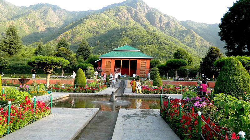 15+ Best Places To Visit in Jammu Kashmir